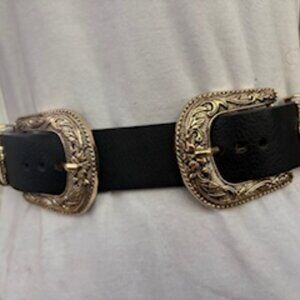 Double buckle belt